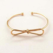 Load image into Gallery viewer, Knotted Bracelet