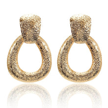 Load image into Gallery viewer, Metal Earrings